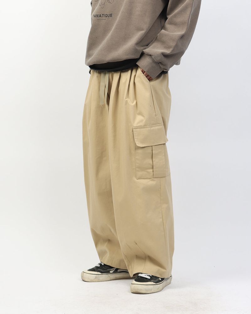 PANATIQUE（パナティーク）の「Indigo Wide Dart Cargo Pants_2color（Pants）」