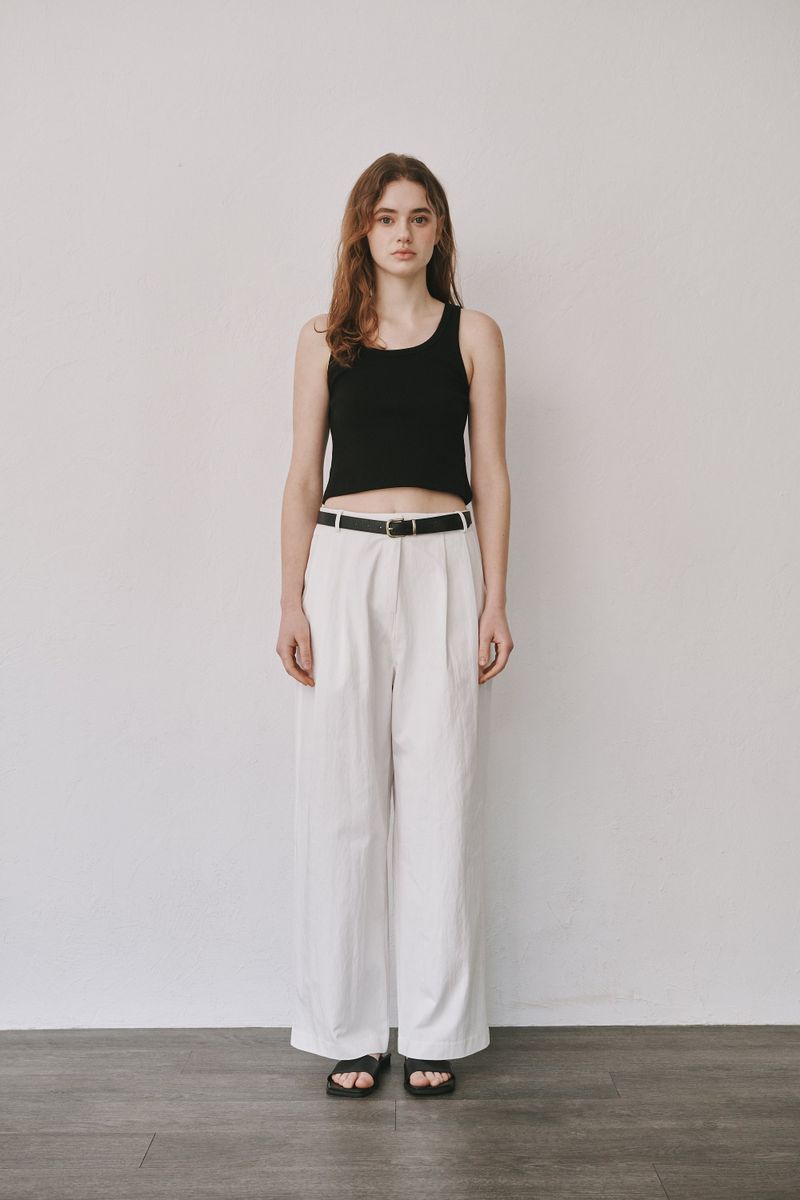 Round sleeveless (Black)