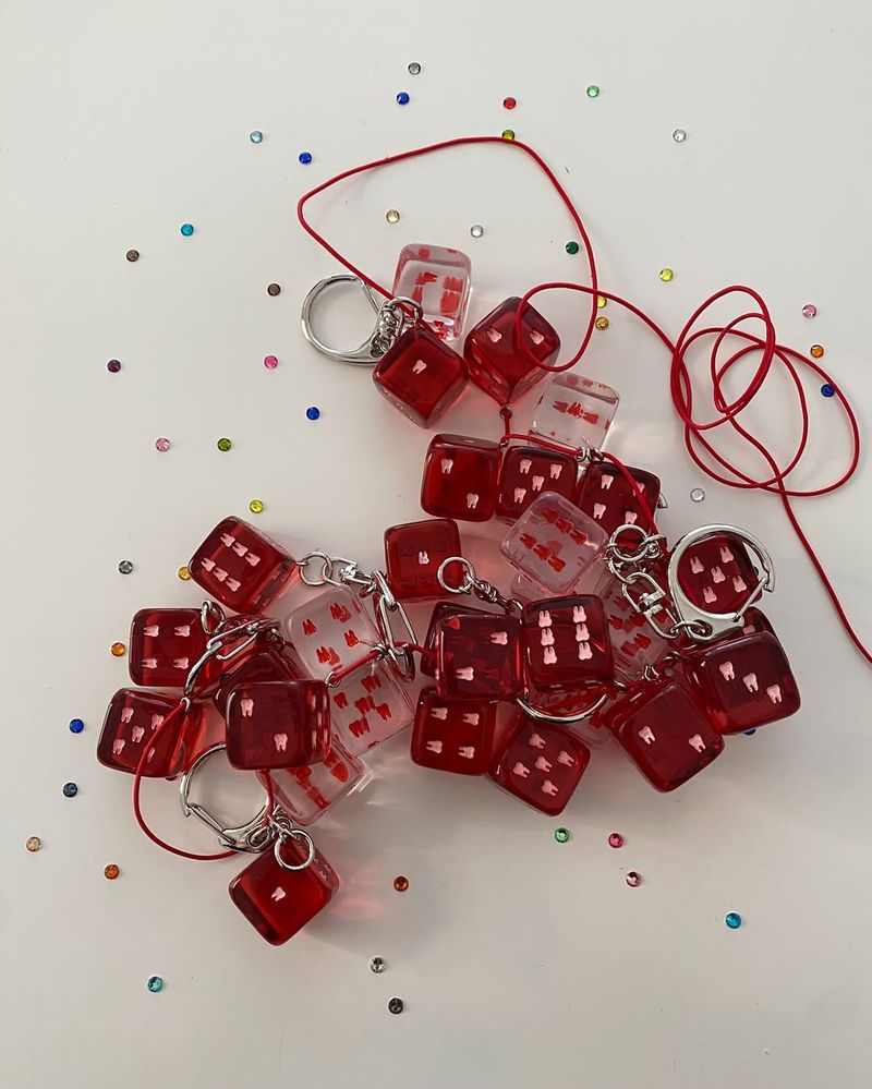 Teeth Dice (Red)