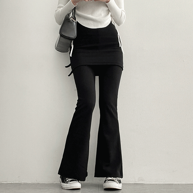 hijjoo（ハイチュー）の「Strap banding bootcut skirt leggings（Skirts）」
