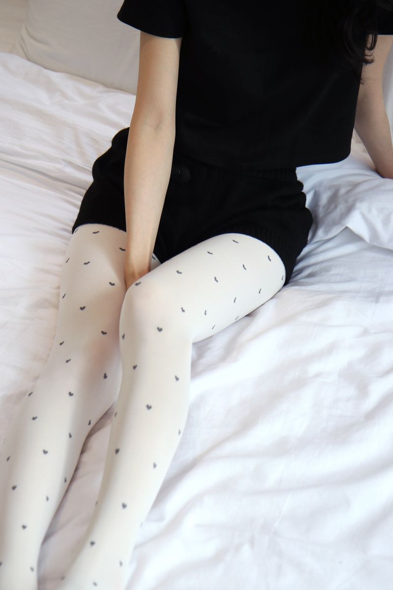 petit heart tights (ivory)
