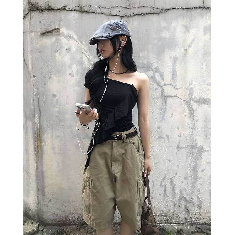 Off Ruffle T