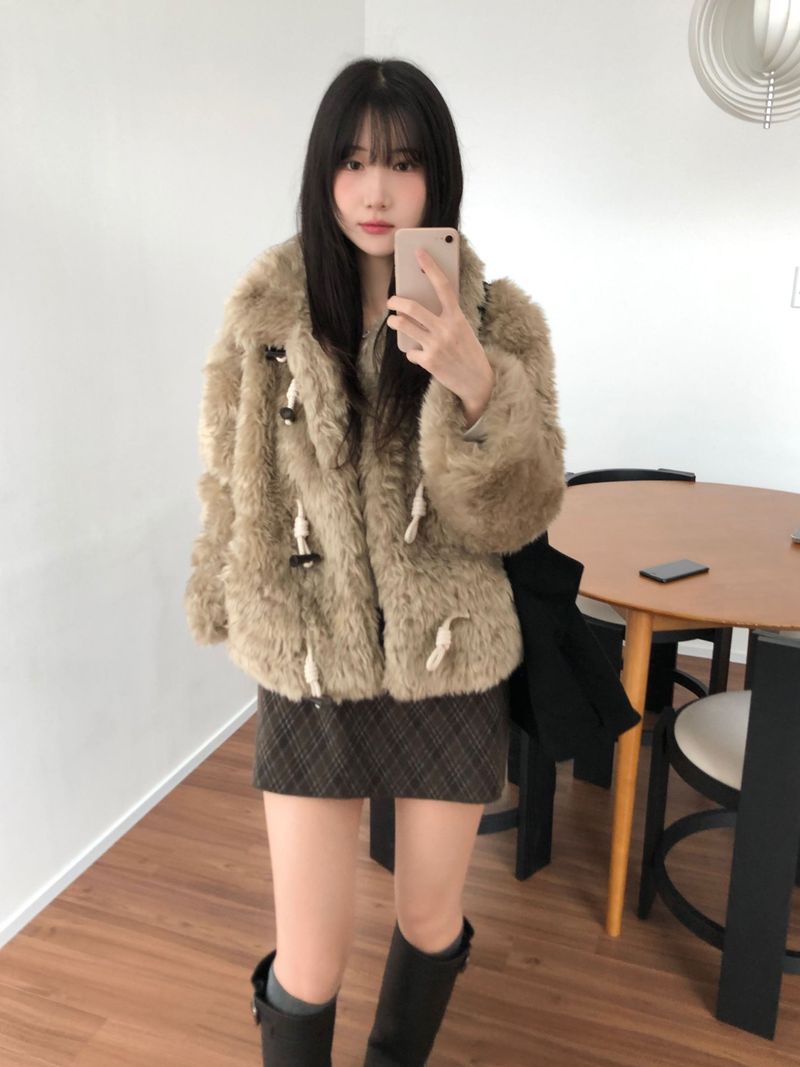 Claude Fur Jacket (2 colors)
