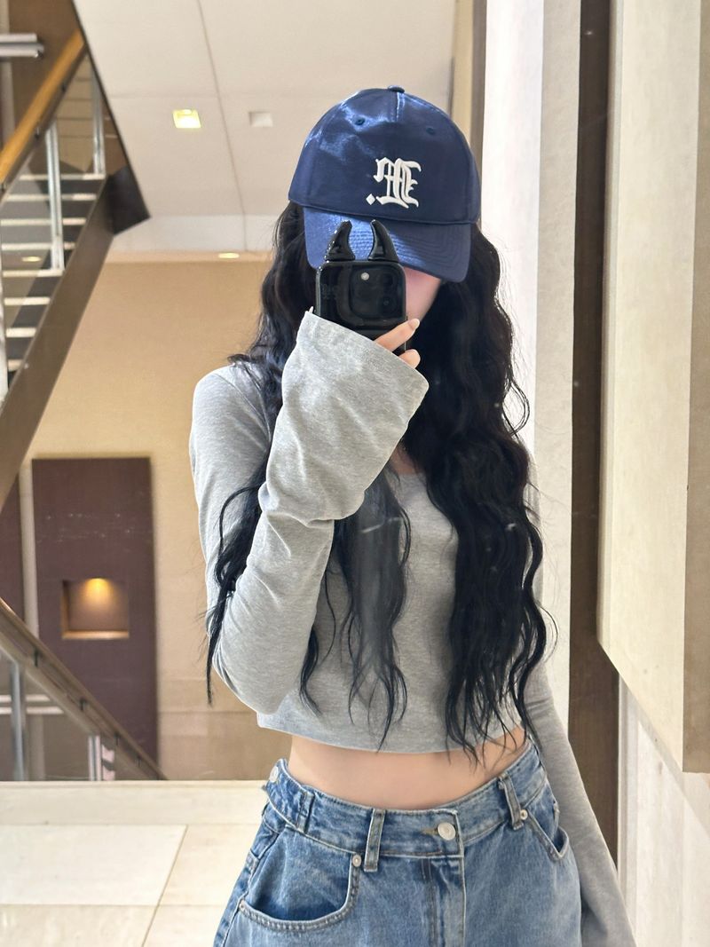 Gray shoulder crop hoodie