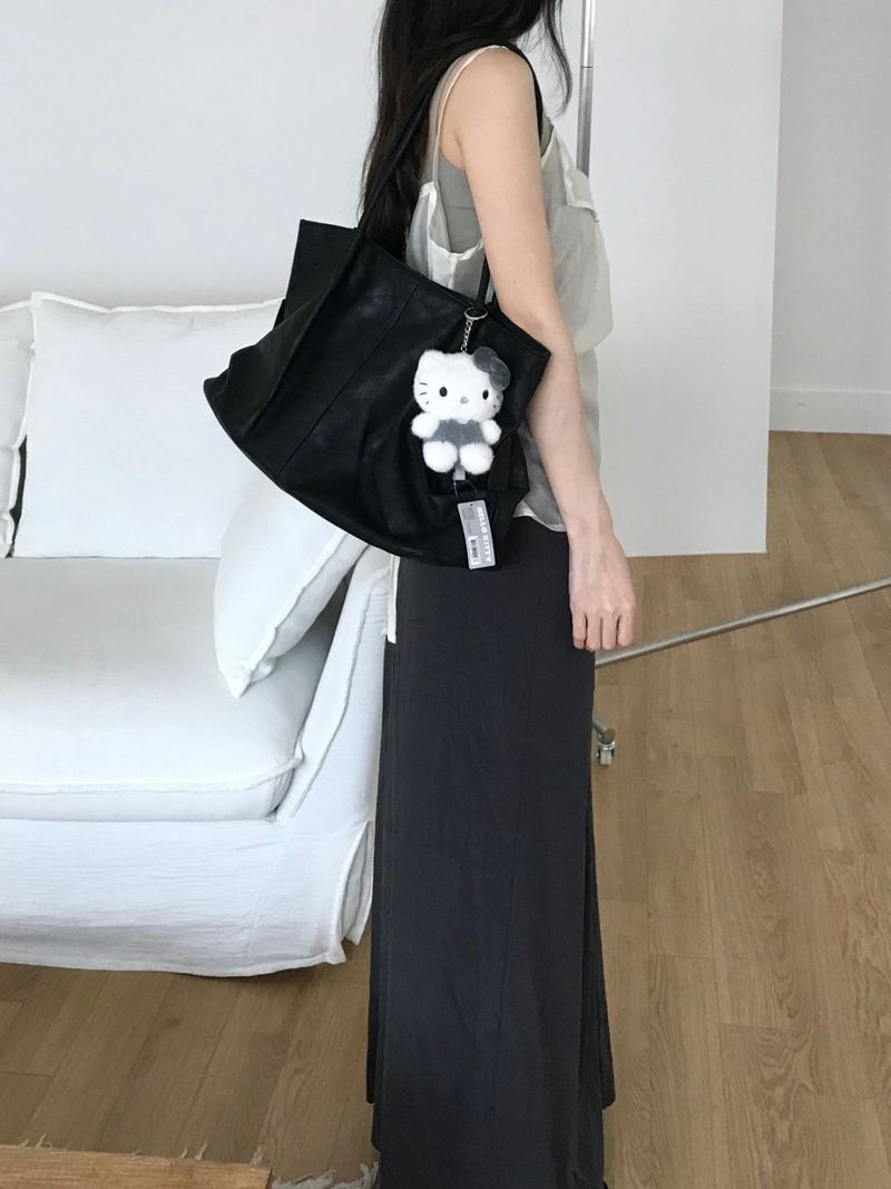 Miller Shoulder Bag (2 colors)