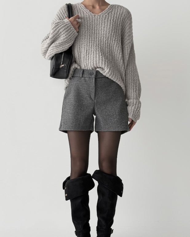 EEUN（イウン）の「Leaf Wool High Shorts（Pants）」