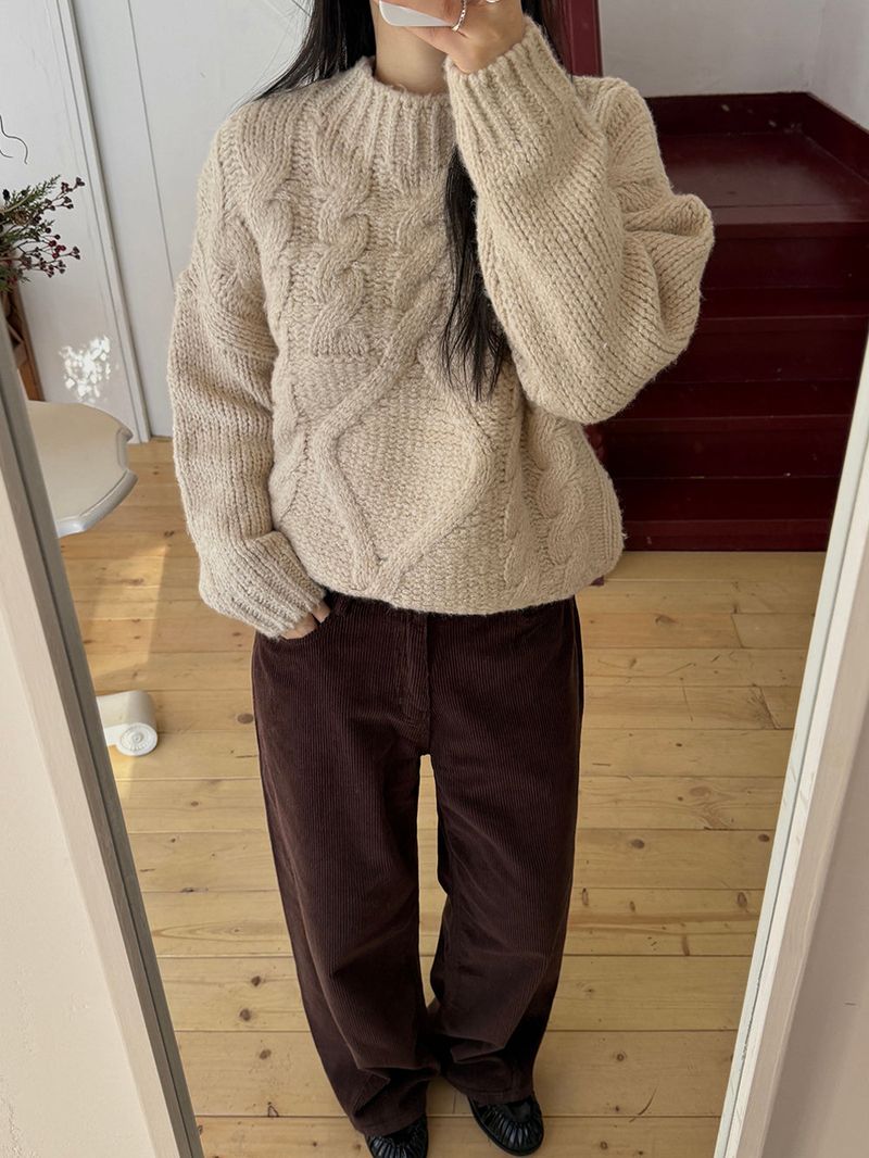 [MADE] MUHR HIGH-NECK CABLE KNIT
