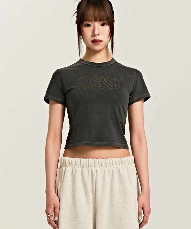 ARCHIVE BOLD（アーカイブボールド）の「939 LOGO CROP TOP (CHARCOAL)（Tops）」
