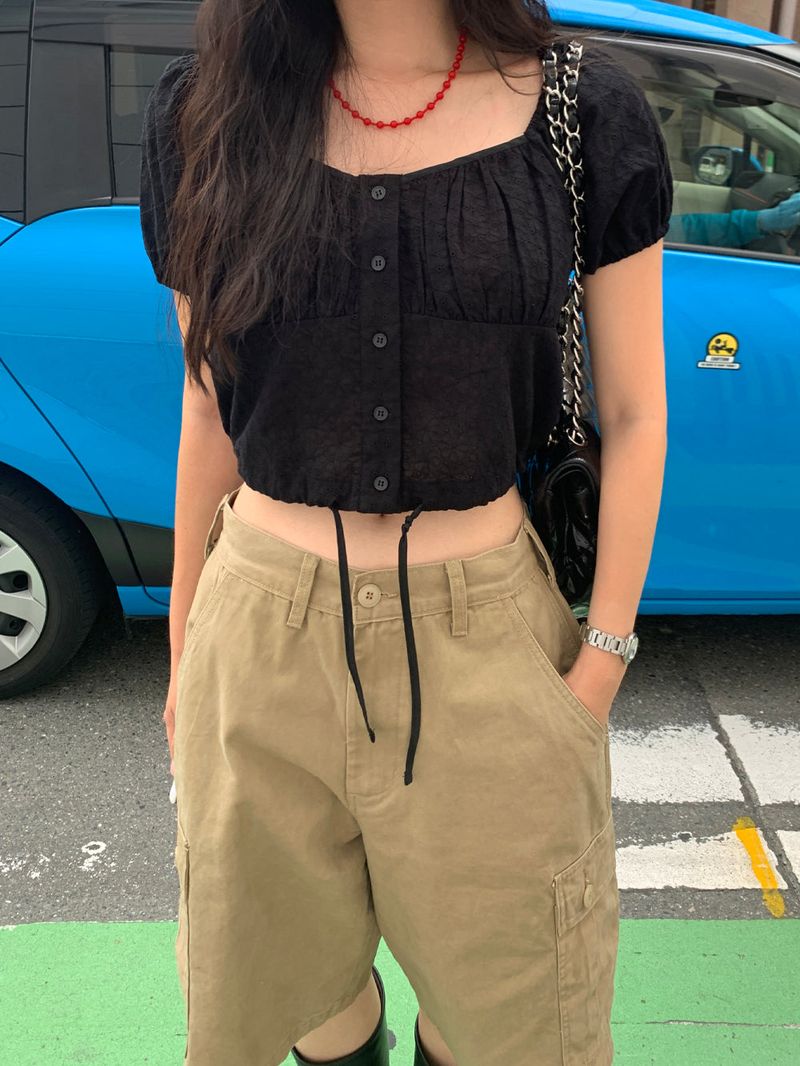 [MADE] CAROT FLOWER PUNCHING CROP BLOUSE