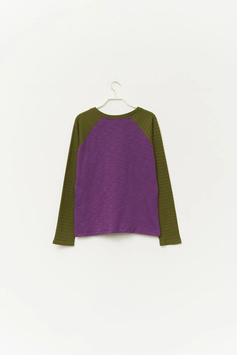 (W) Celt Color Top