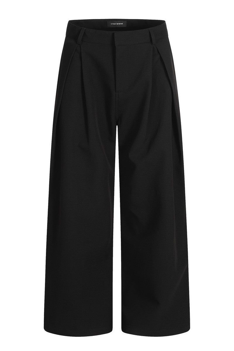 CZ Basicsの「Pleated Draped Wide Trousers（Pants）」