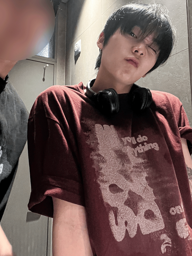 on-time short-sleeved T-shirt
