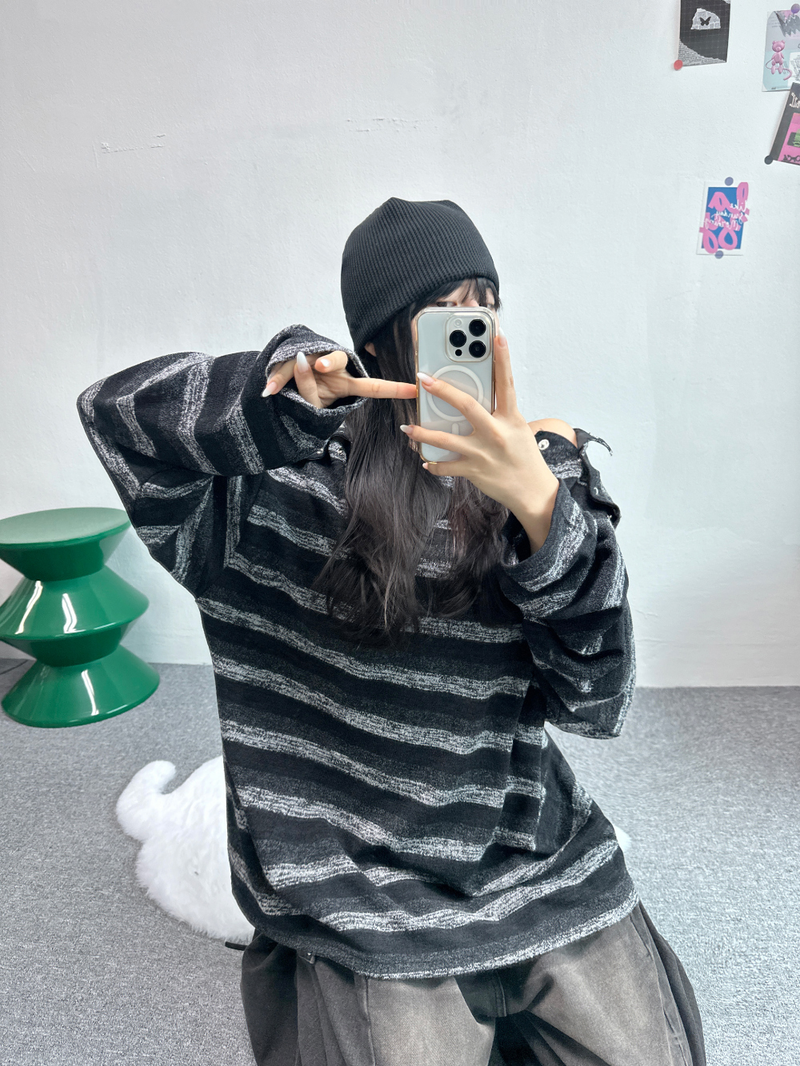 SHOULDER SNAP WARMER POINT STRIPED KNIT🤎🖤🧸 - 2 COLORS