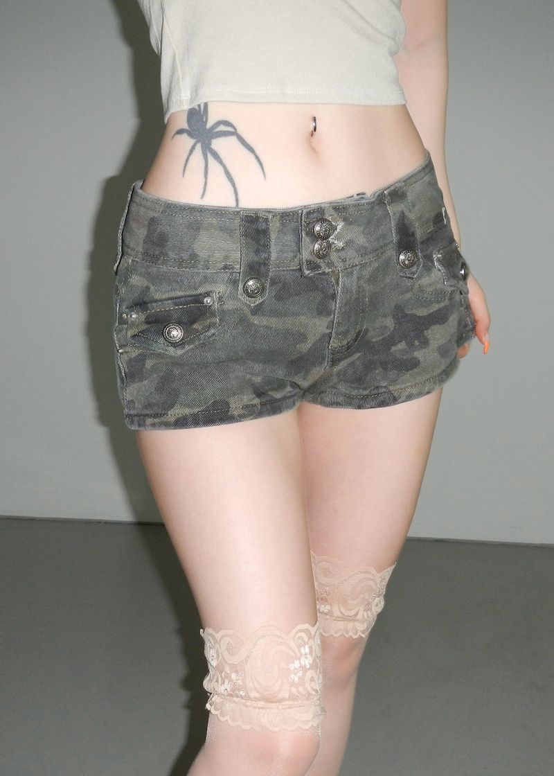 blink camo low shorts