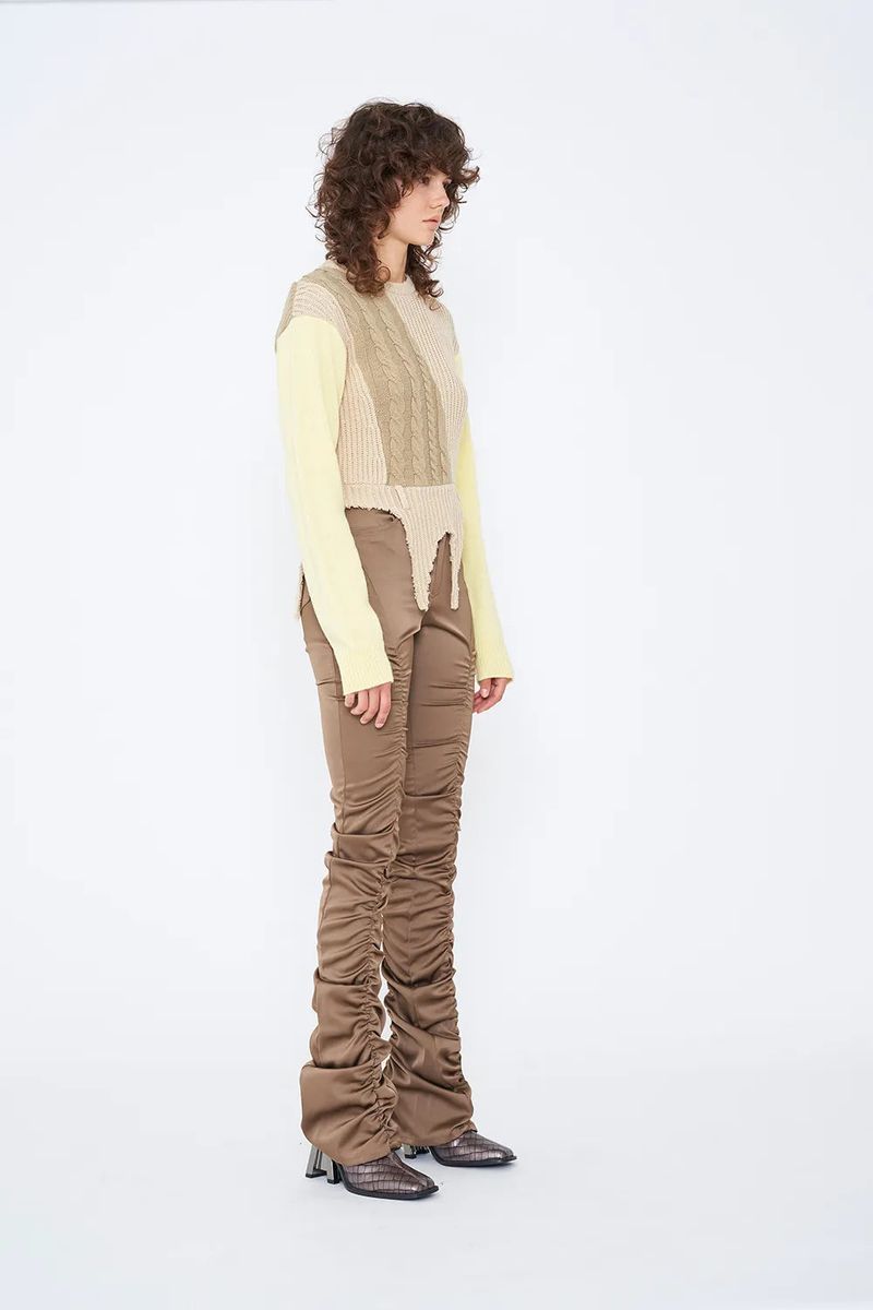 SWITCHING COLOR KNIT