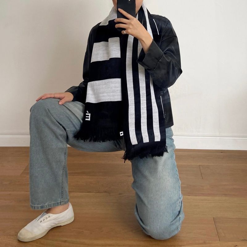 Étang Logo Muffler | Black