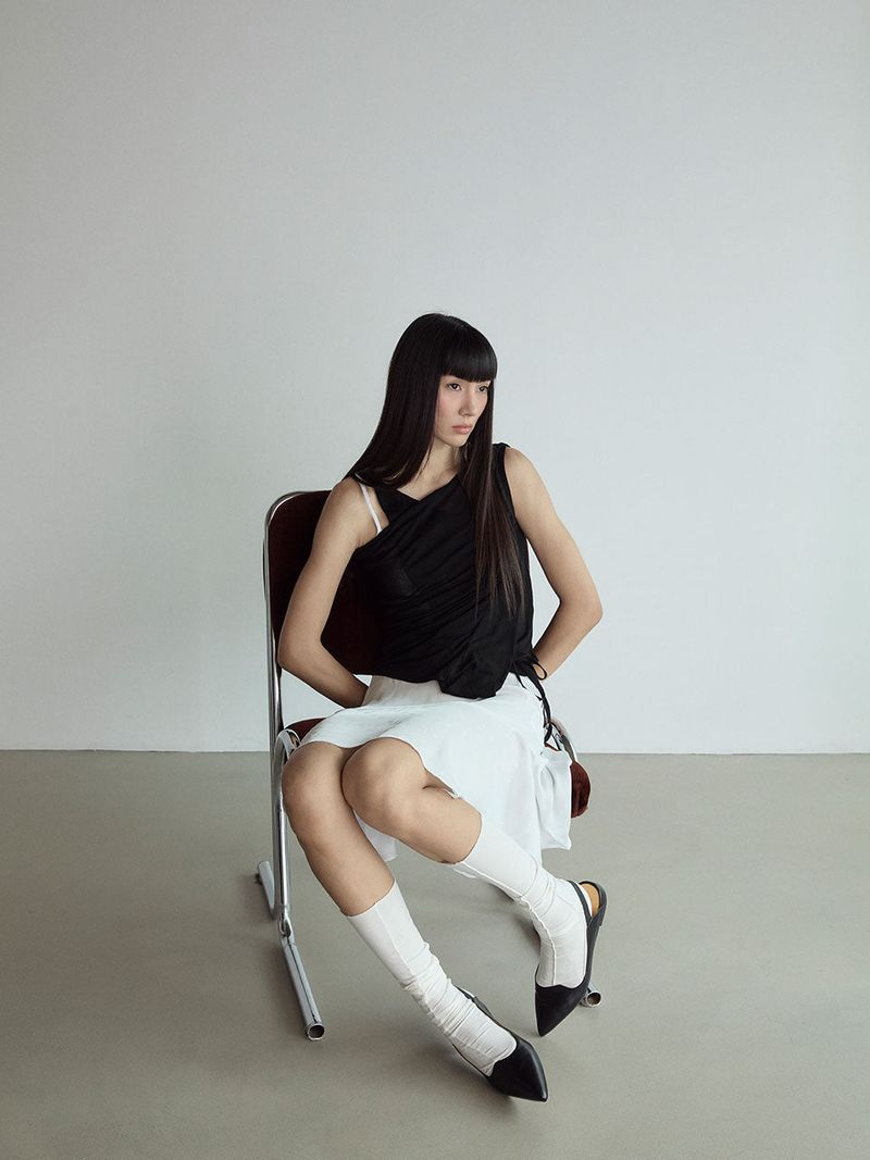 Layered Sleeveless Top_Black