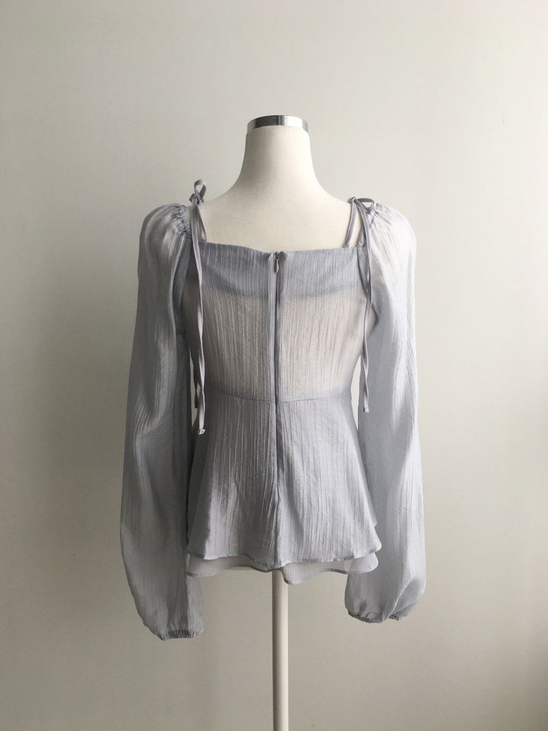 Chowon blouse