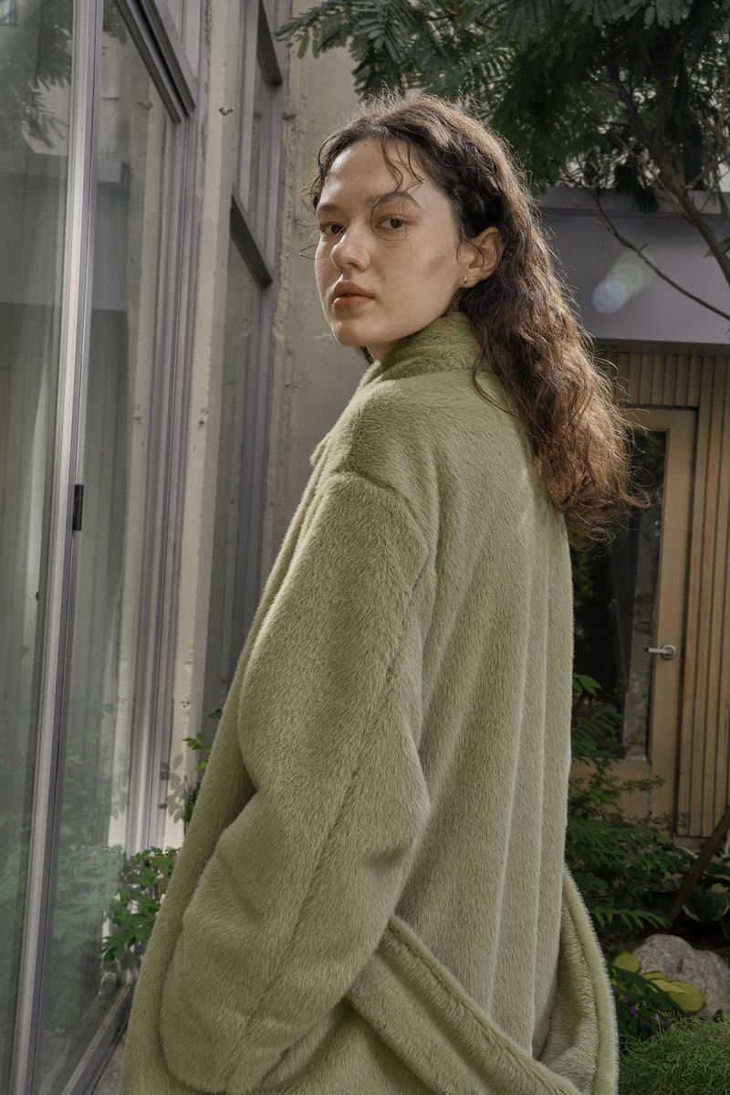 FAKE FUR LONG COAT_GREEN TEA