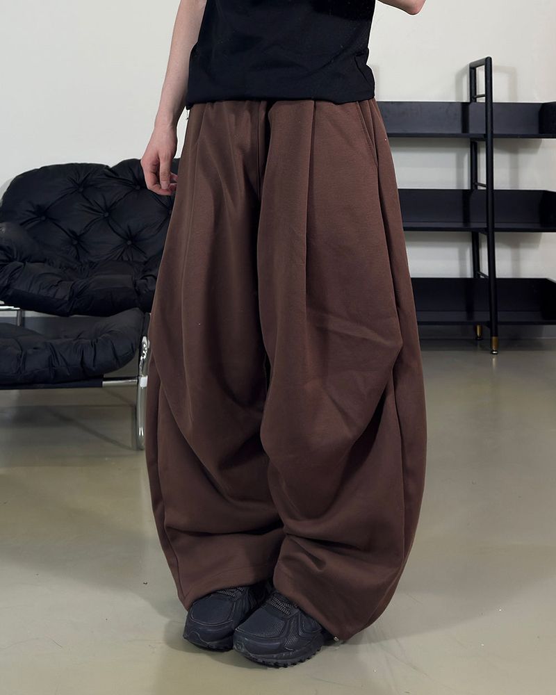 Roven Pintuck Curved Sweat Pants