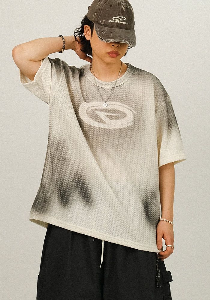 SEMIKAJI（セミカジ）の「ZE Embo Vintage Printing Half T（Tops）」