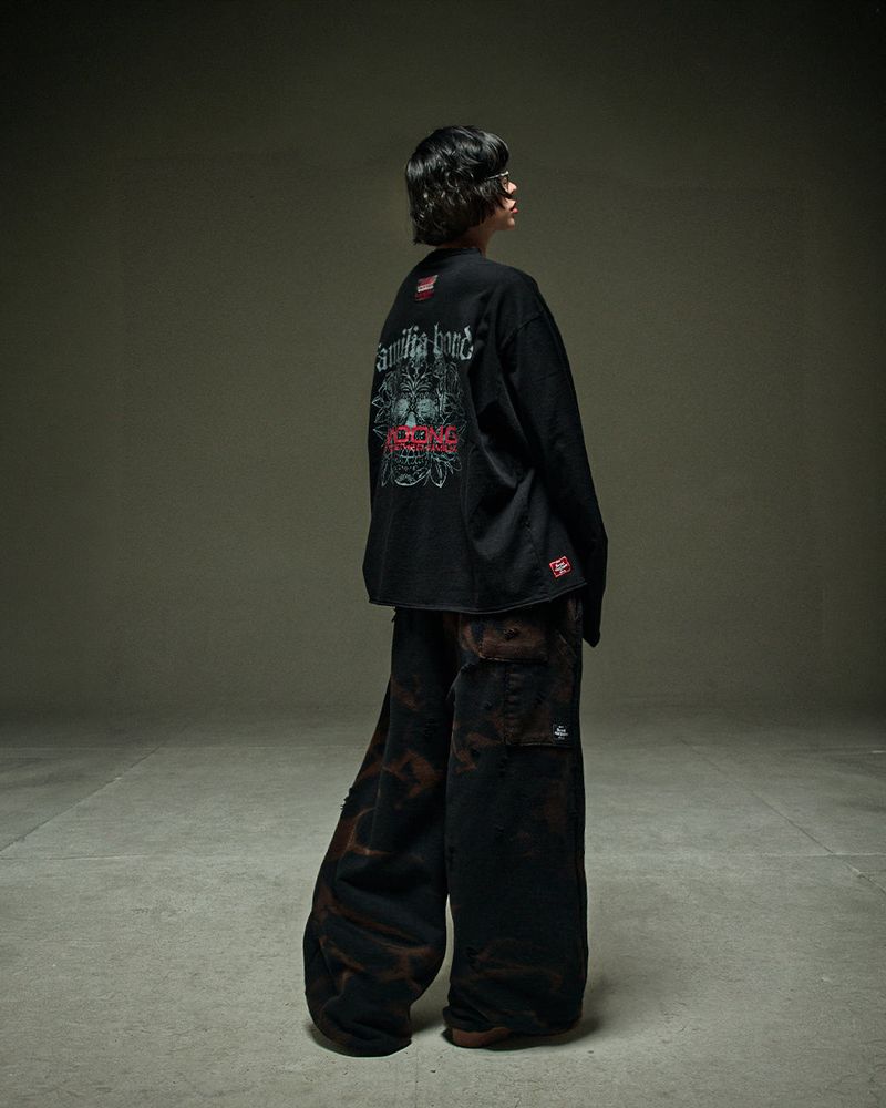 Destroyed P bleach black B