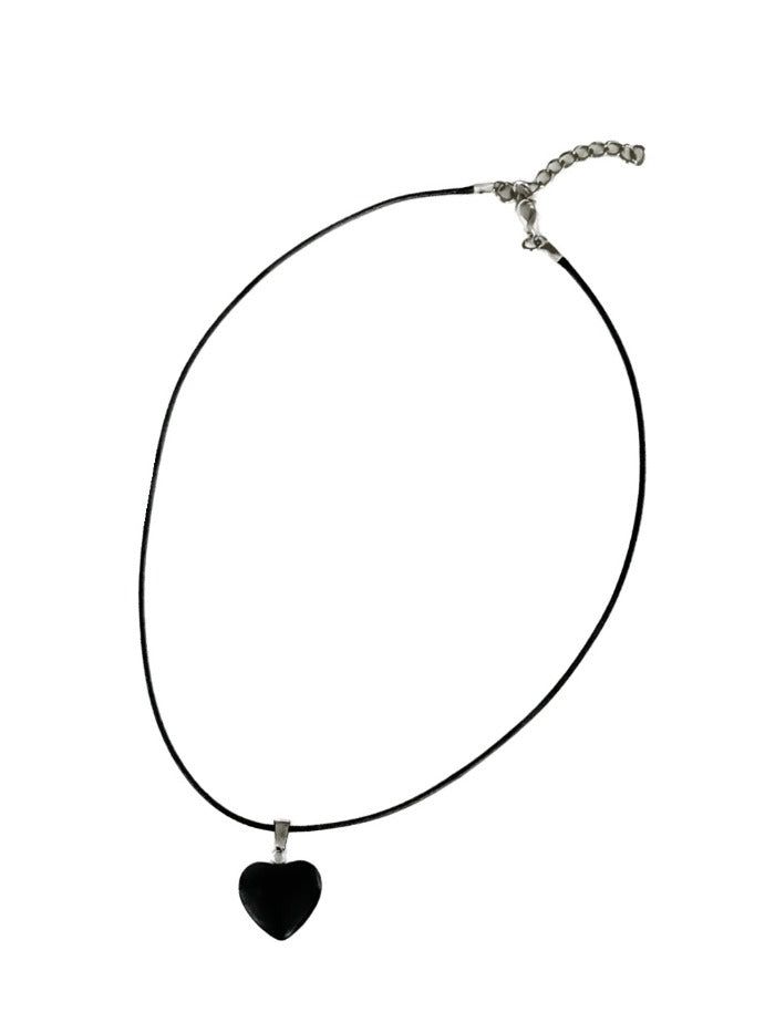 Black & heart necklace