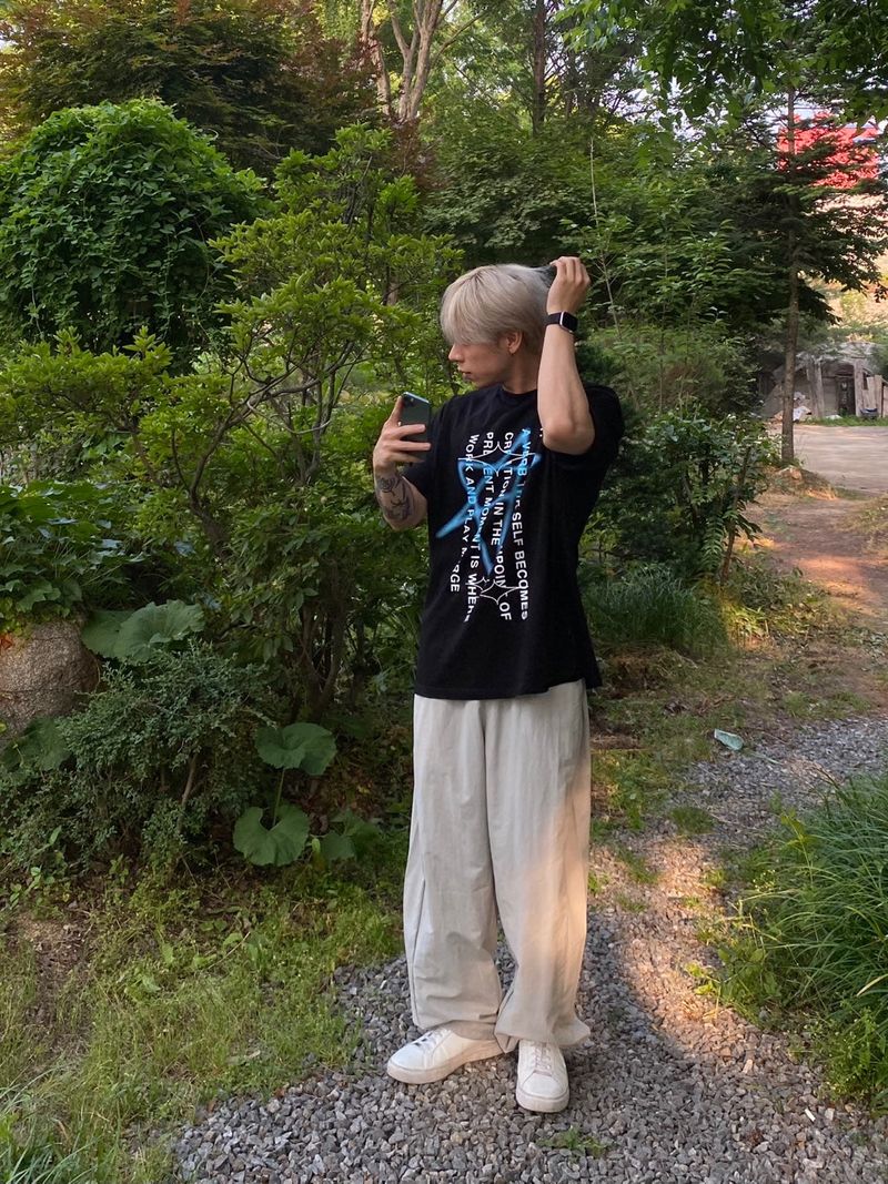 Star Spray Lettering Short Sleeve T 3C