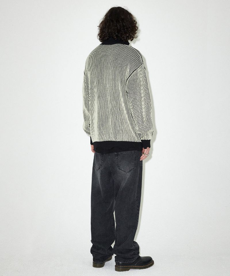 CUTTING CONTRAST HALF ZIP-UP KNIT