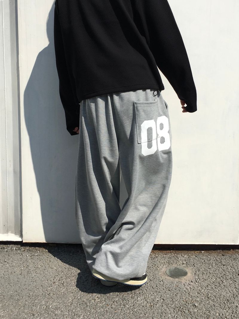 08 Basic Pintuck Wide Sweatpants 4C