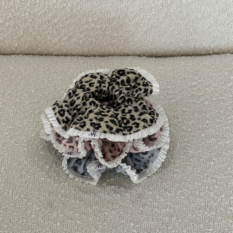 scrunchie corduroy leopard_ivory
