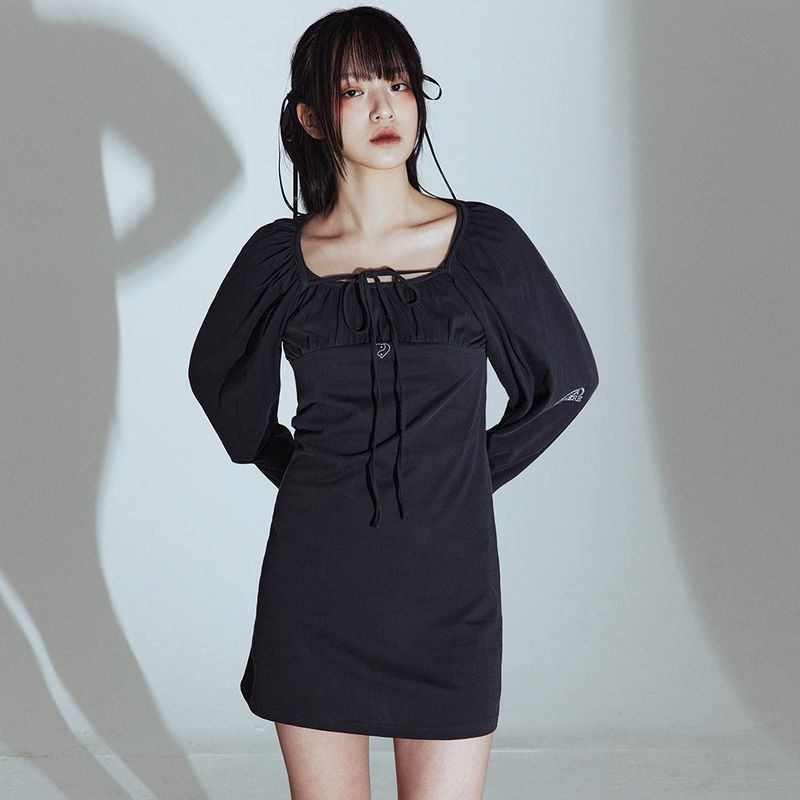 PLASMASPHERE（プラズマスフィア）の「PUFF DRESS IN DARK GREY（Dresses）」