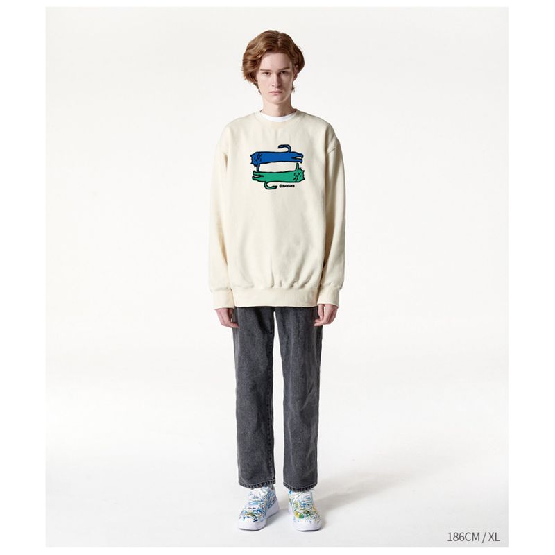 LONG CAT SWEAT