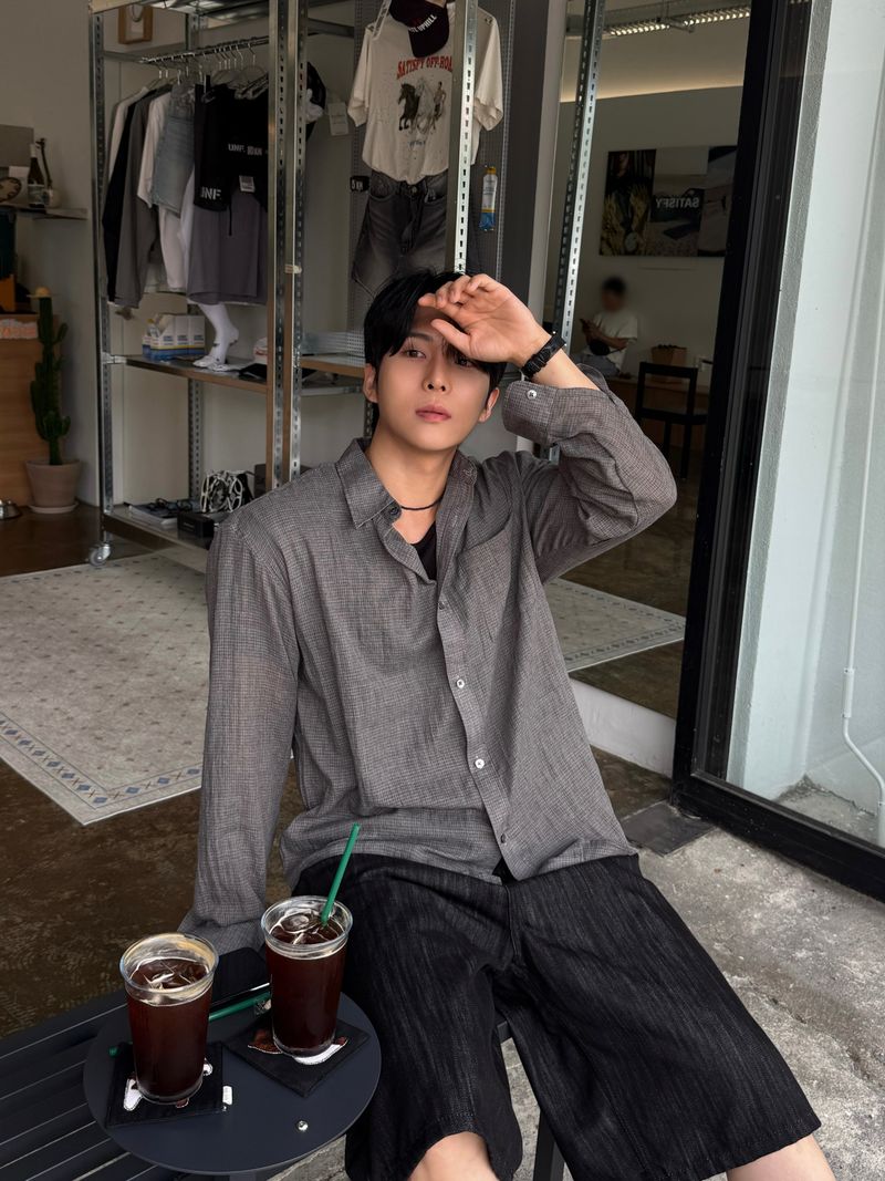 Mist checkered long sleeve shirt