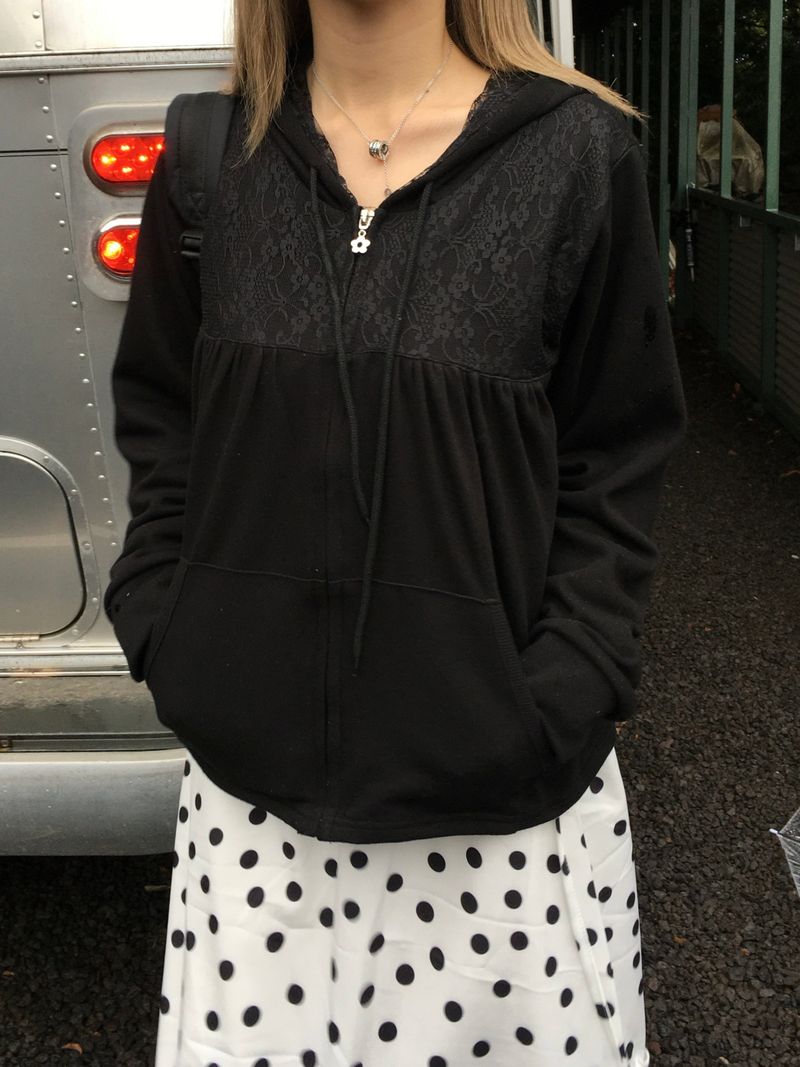 Flower Lace Two-tone Hooded Zip-up (3c)