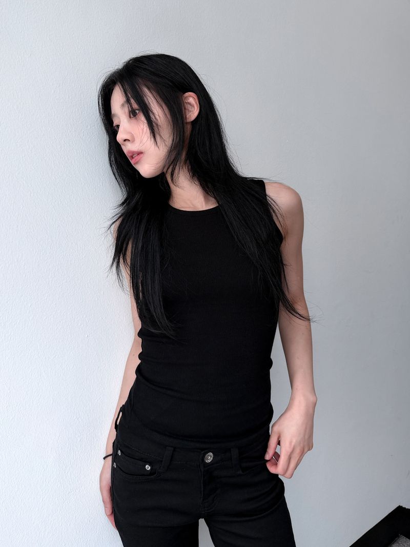 BACK OPEN STRAP SLEEVELESS