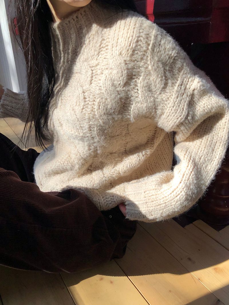 [MADE] MUHR HIGH-NECK CABLE KNIT