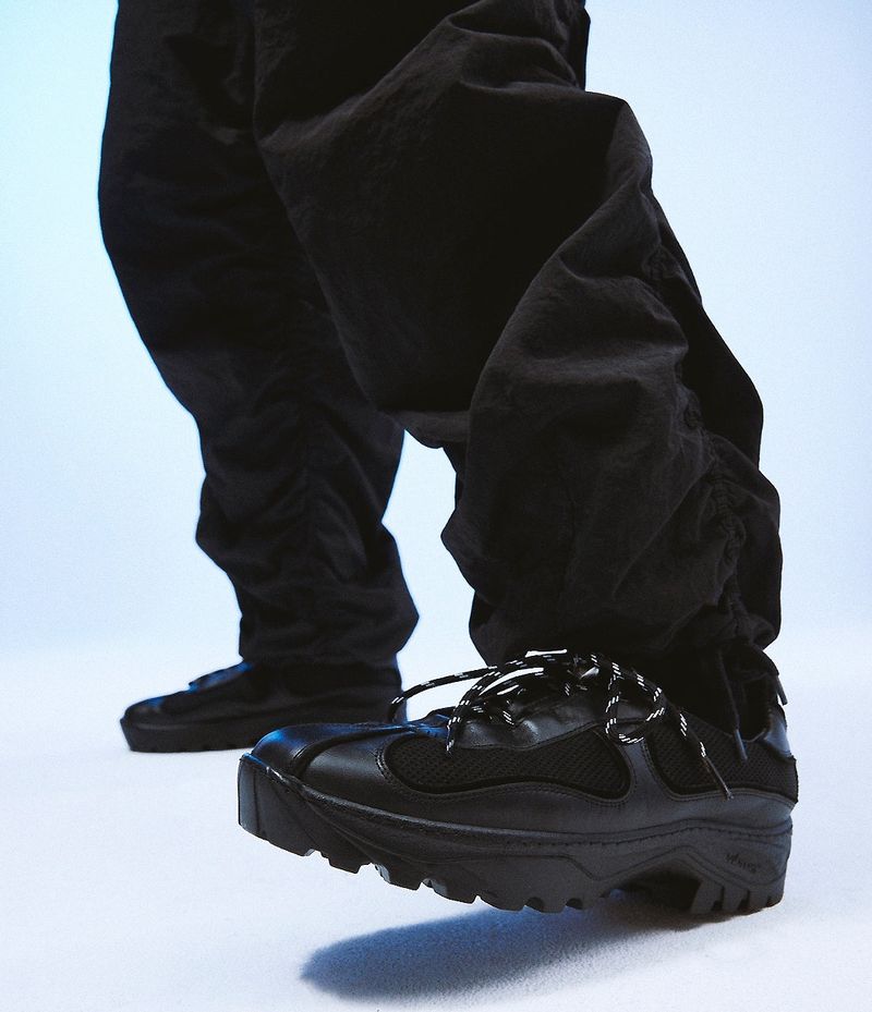 [MADE] DVSN HIKE TRACKERS 01