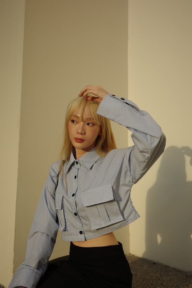 EVIE mia OVERSIZED CROPPED SHIRTS STRIPE BLUE
