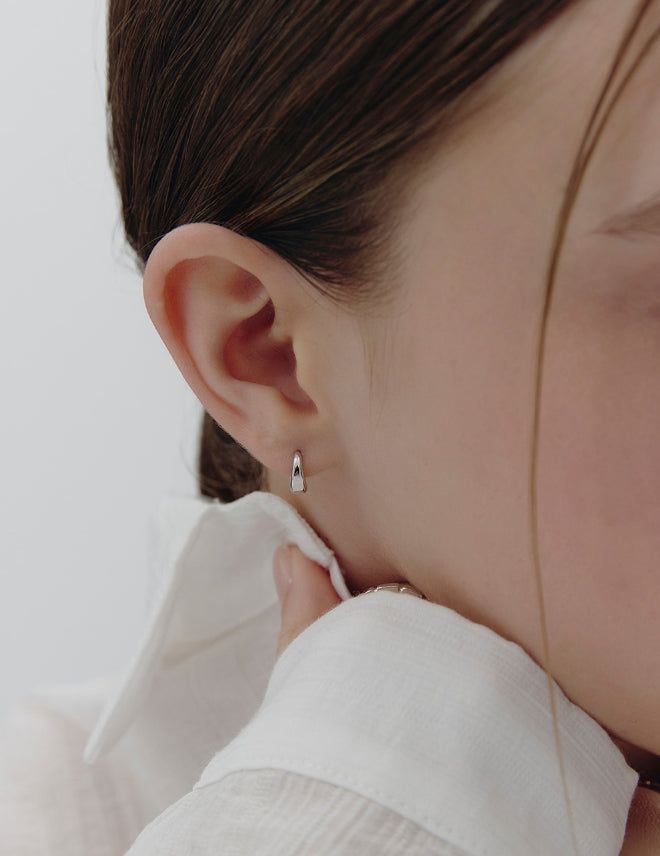 hyeres lor（イエール・ロール）の「26SS★ Precise Silver (W) One-Touch Earrings S（Accessories）」
