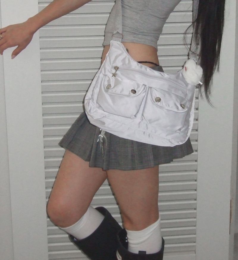 Star cloud sling bag _ Grey