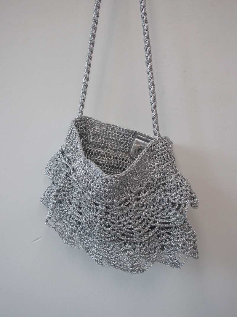 weaving silver frill bag