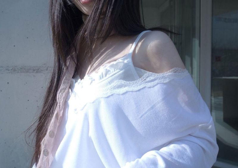 melody sleeveless
