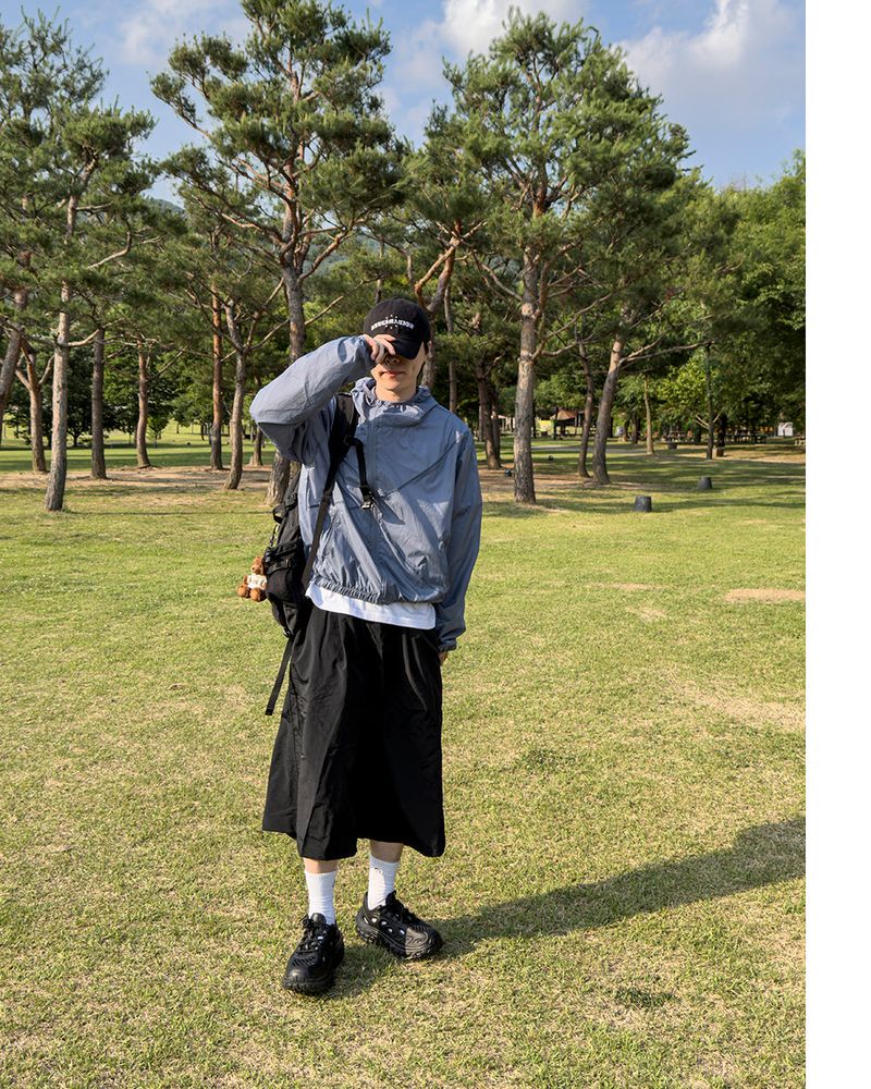 Aeric Diagonal Lightweight Windbreaker