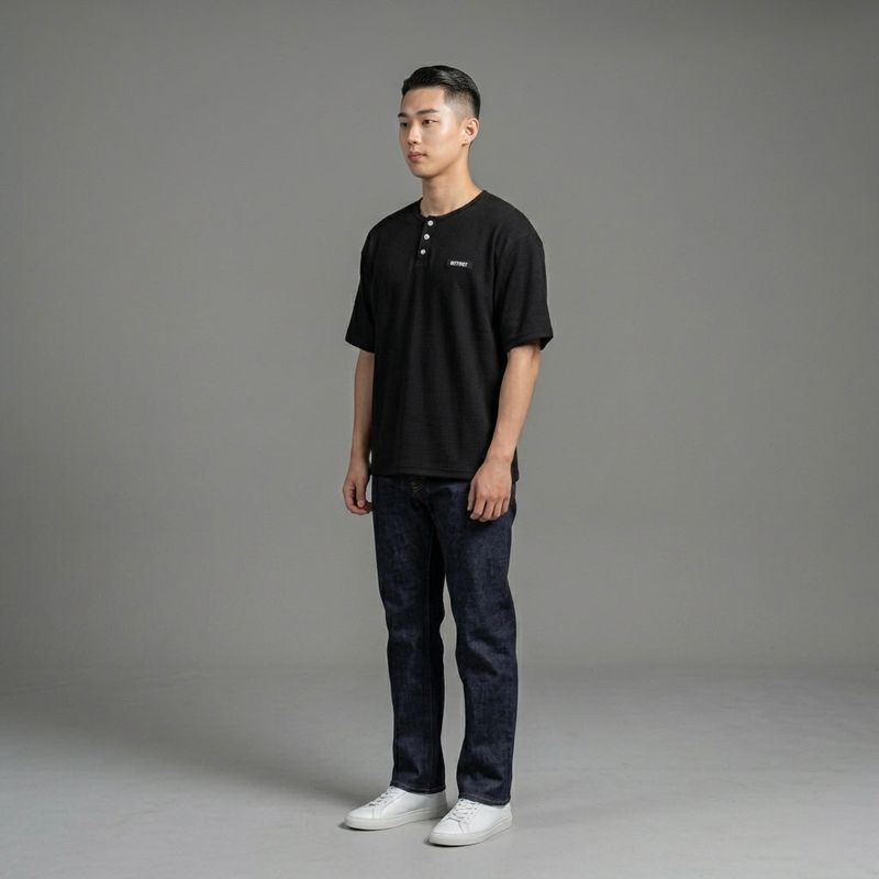 Black Short Sleeve Knit