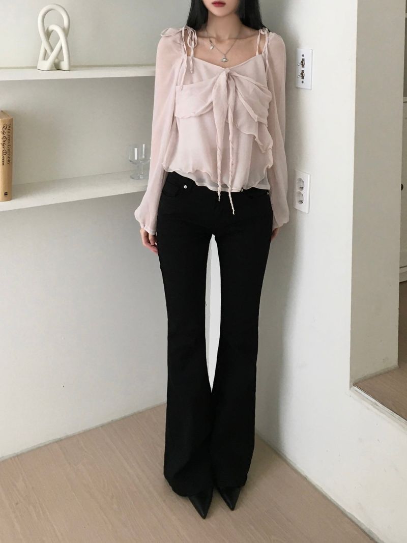 cheek ribbon blouse (2 colors)