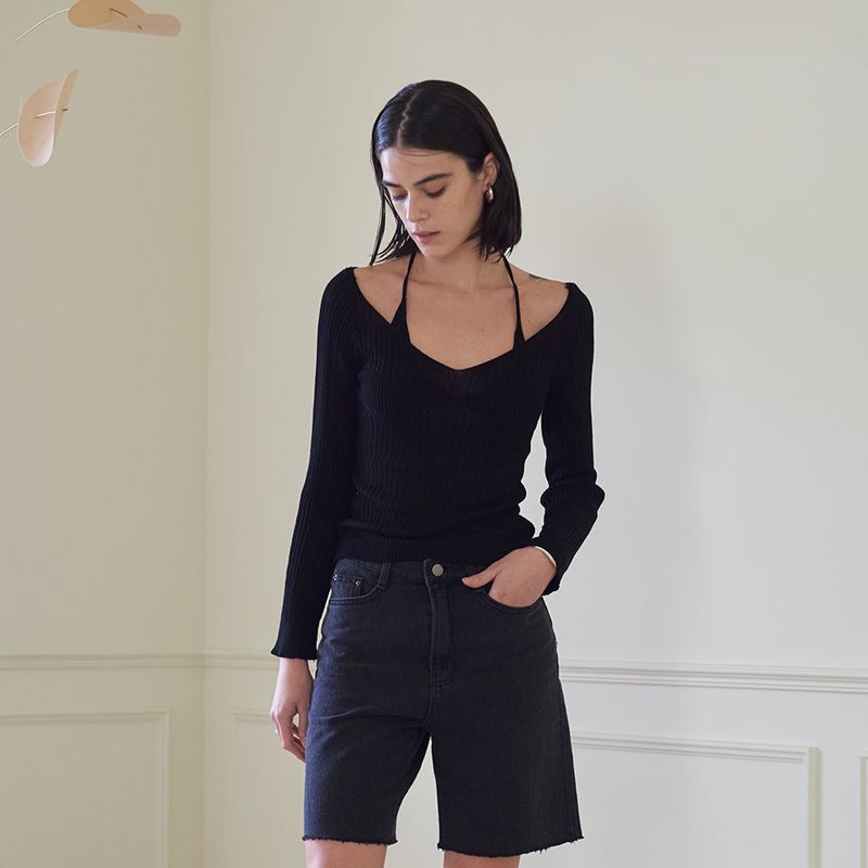 HALTER NECK KNIT TOP (BLACK)