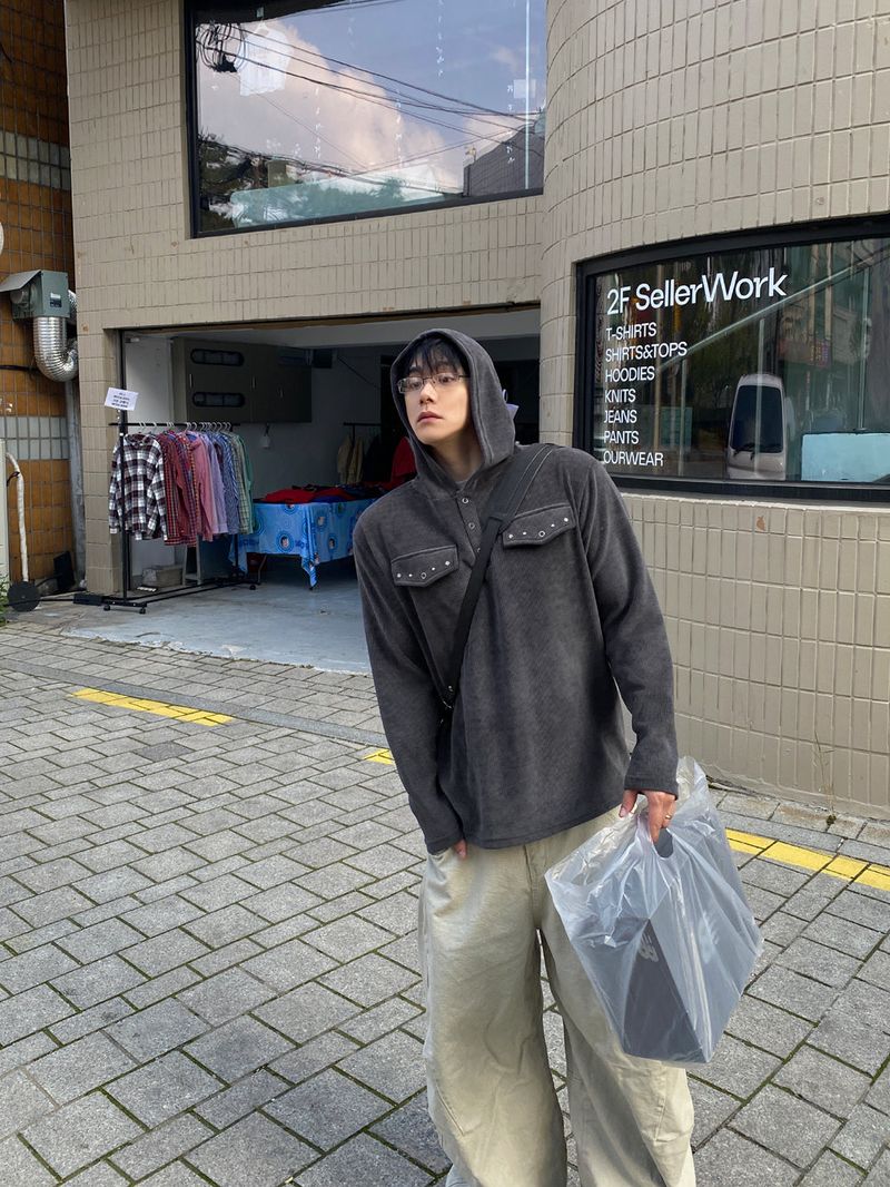 HOLY IN CODE（ホーリーインコード）の「No.1502 C rivet hood-T (4color)（Tops）」