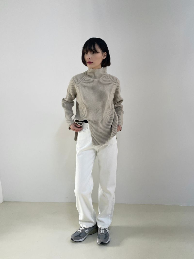 Plain straight white pants