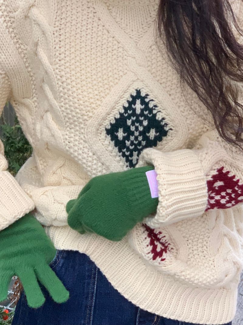 Let It Snow Label Gloves (Green)